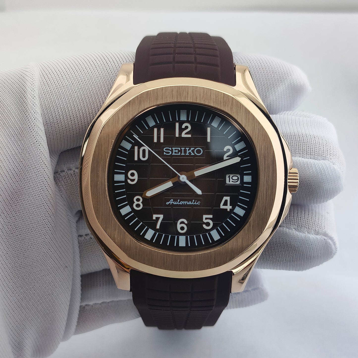 Seiko Aquanaut Mod 40 - Rose Gold Case (3 Dial Colours)