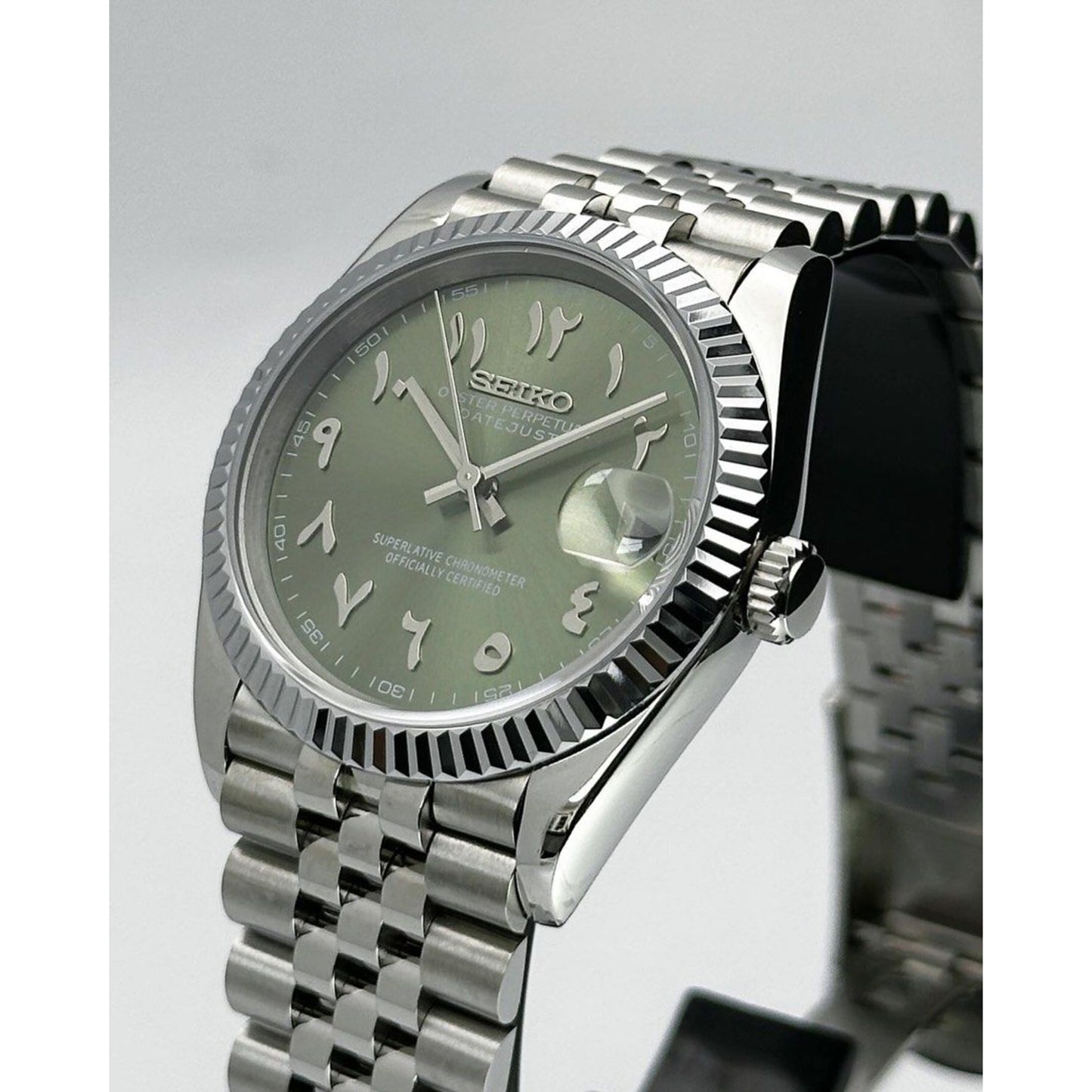 Seiko date-just Arabic Green dial 36/39