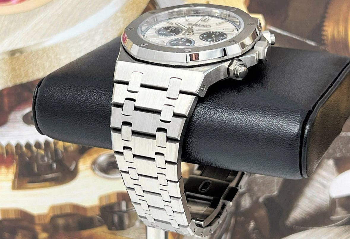 Seiko Royal Oak Mad ‘Panda Chrono’ 42mm