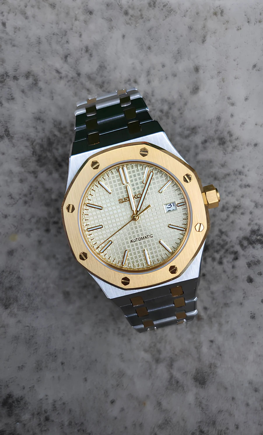 Seiko Royal Oak Homage Watch – Two-Tone Gold Dial, NH35, 41mm