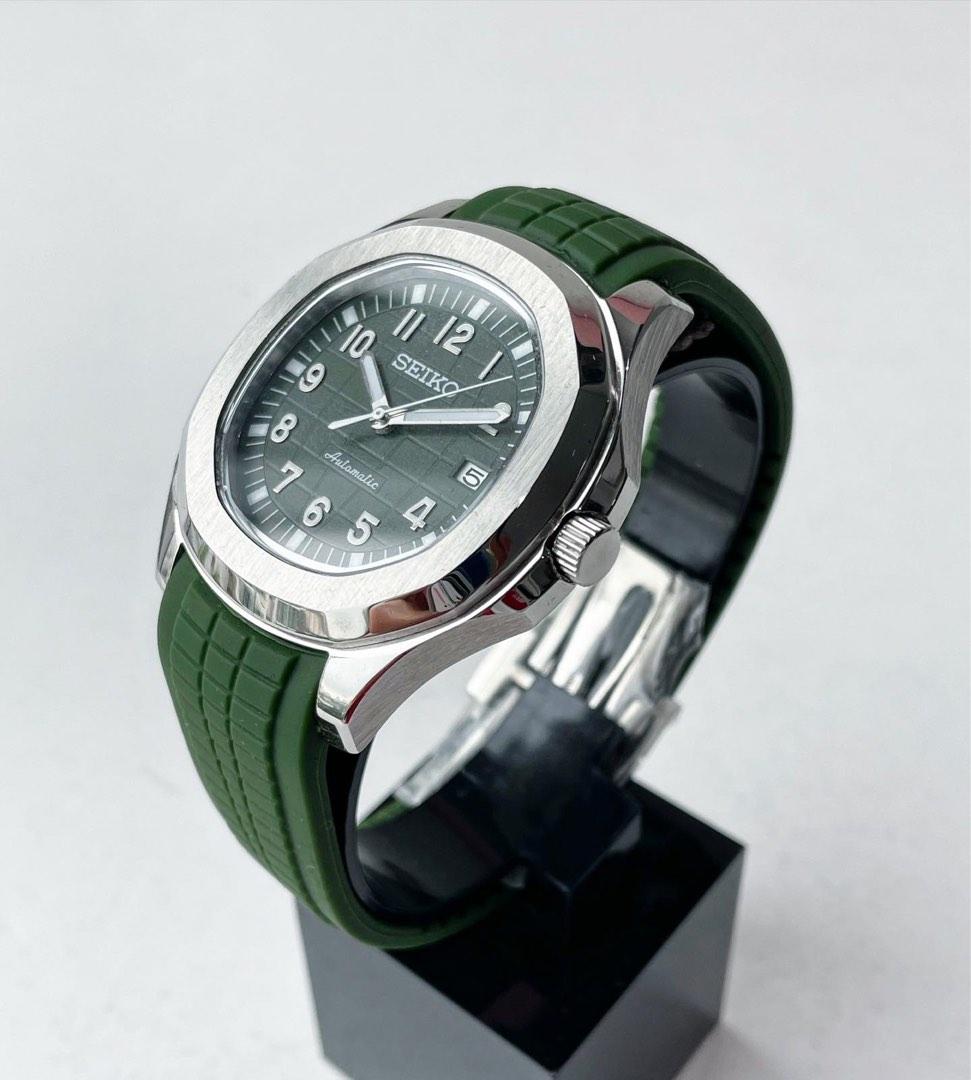 ‘Dark Green’ Seiko Aquanaut 40