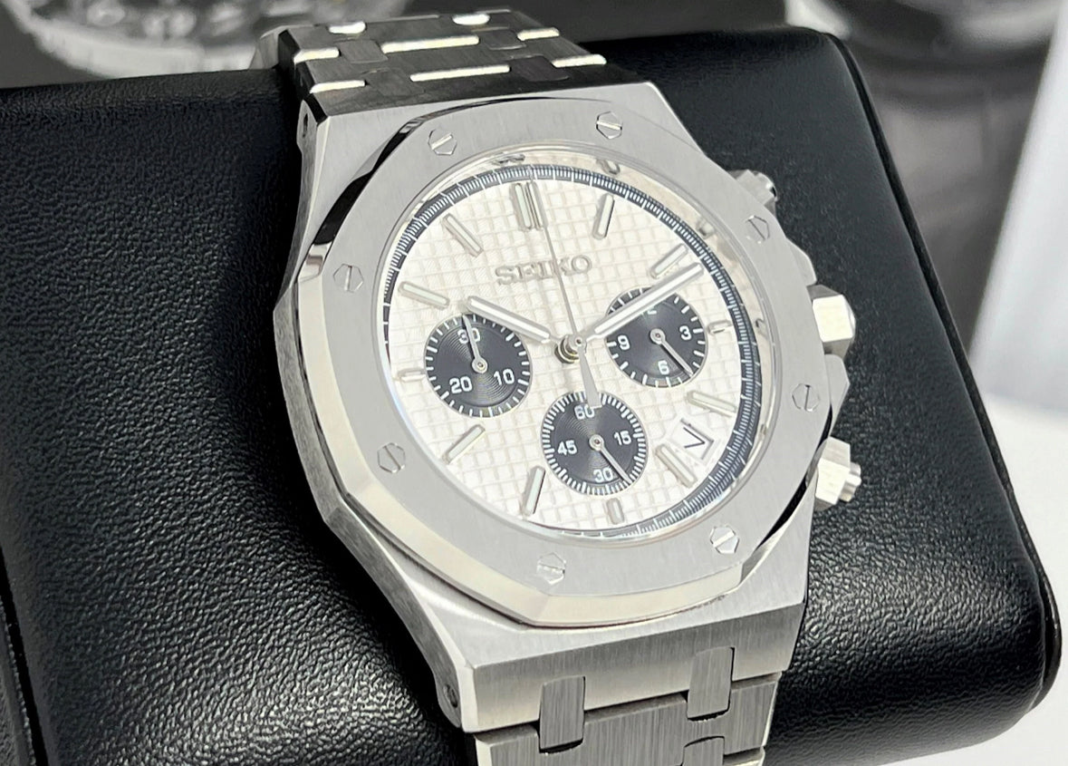 Seiko Royal Oak Mad ‘Panda Chrono’ 42mm