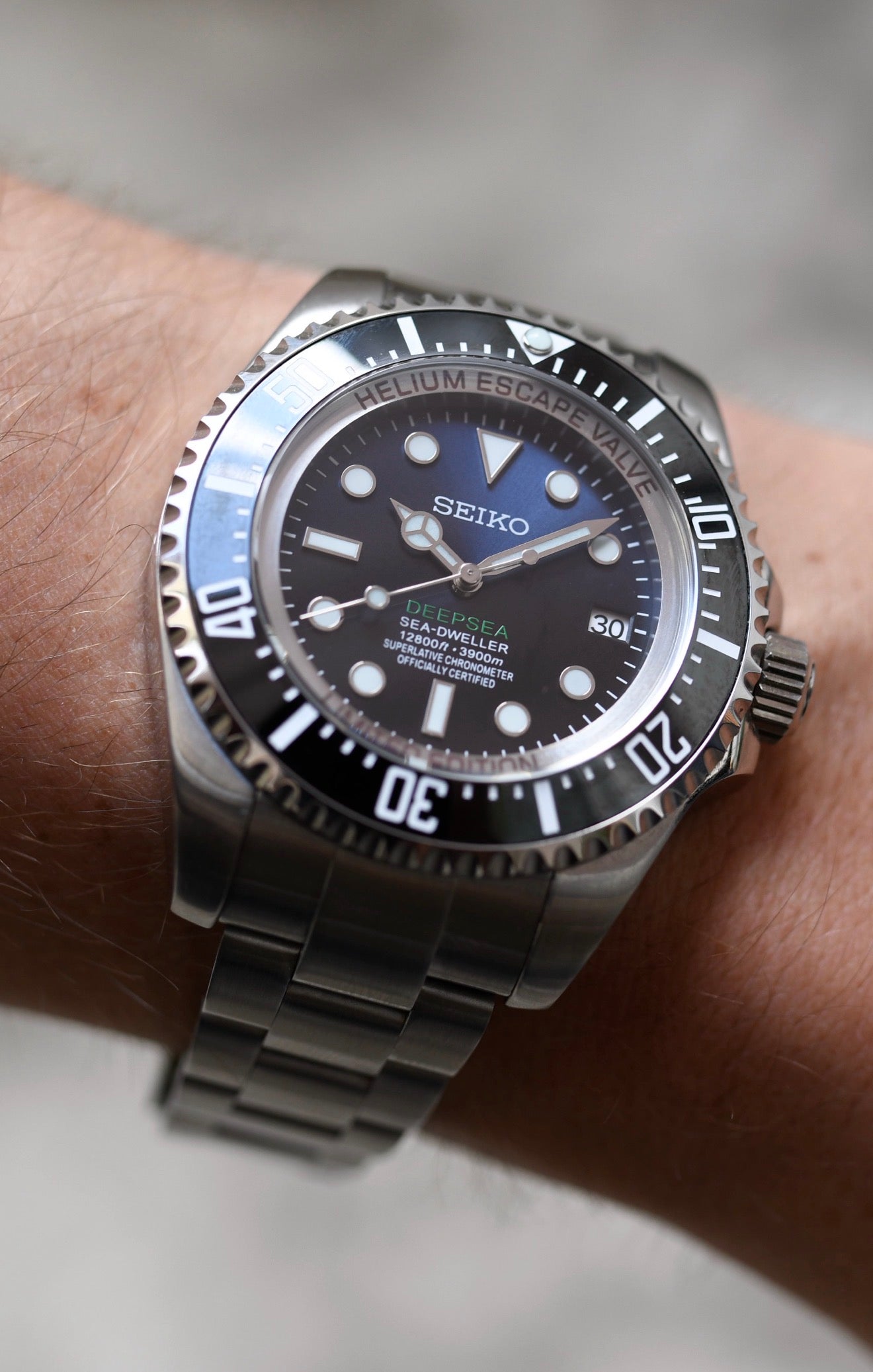 NH35 カスタム 自動巻 SEA-DWELLERタイプ SEIKO MOD Seiko Sea-Dweller Homage Diver Watch – NH35, 390m WR, 42mm | NH35