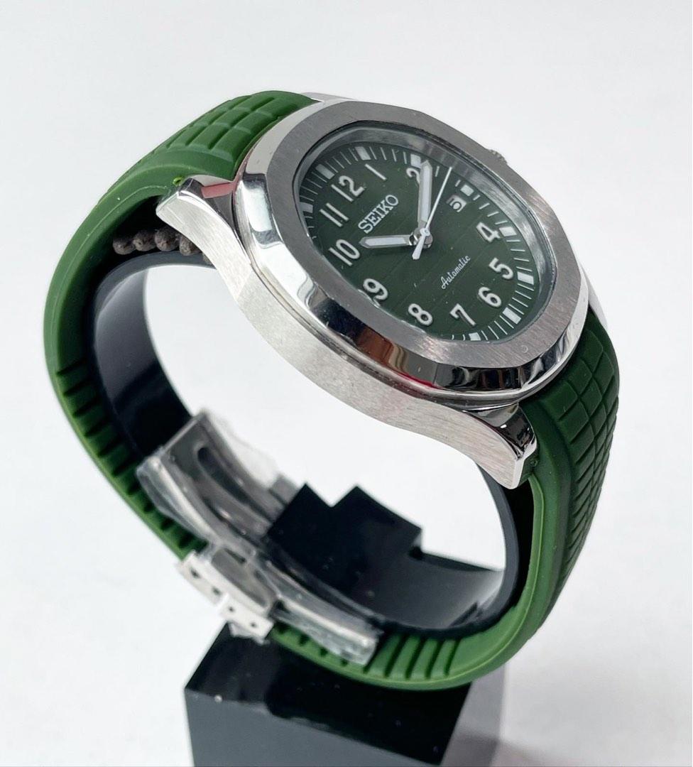 ‘Dark Green’ Seiko Aquanaut 40