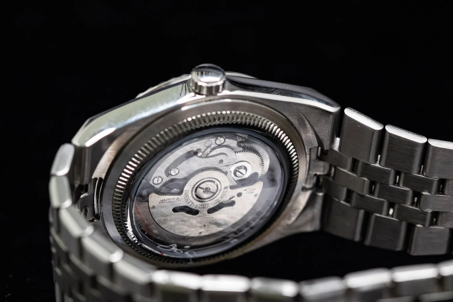 Seiko Land-Dweller Mod ‘Navy Blue Honeycomb Dial’ 39mm