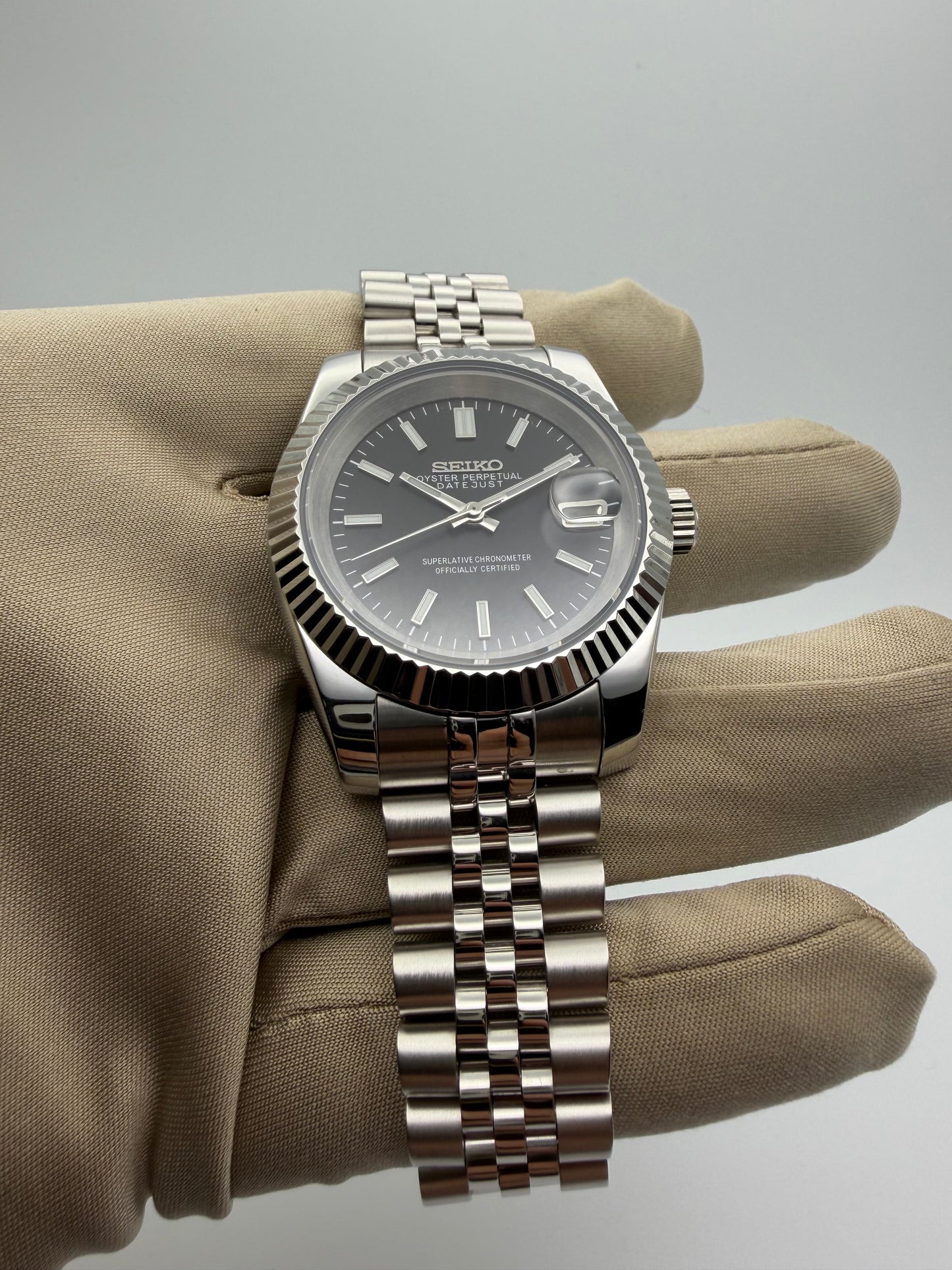 Seiko Date-Just Black Dial 36/39