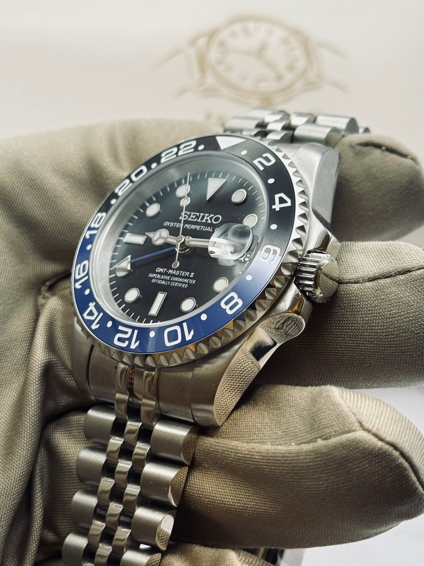 Batgirl Seiko GMT-Master II 40