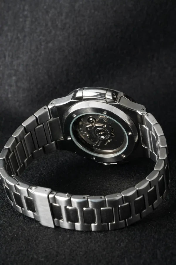Seiko Nautilus Mod ‘Steel 5711’ Blue Dial 40