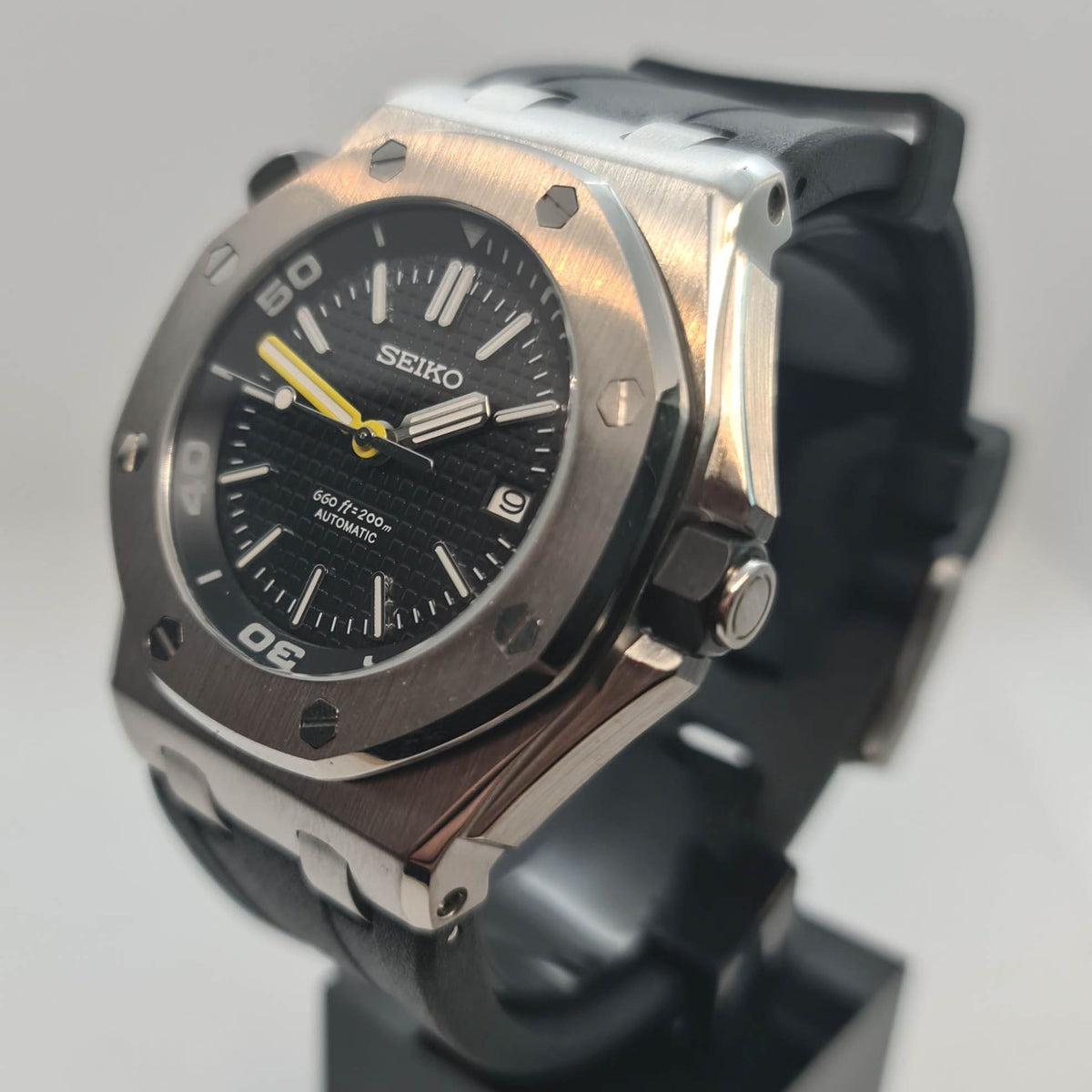 Seiko Royal Oak Mod ‘Offshore Black Dial’ 45