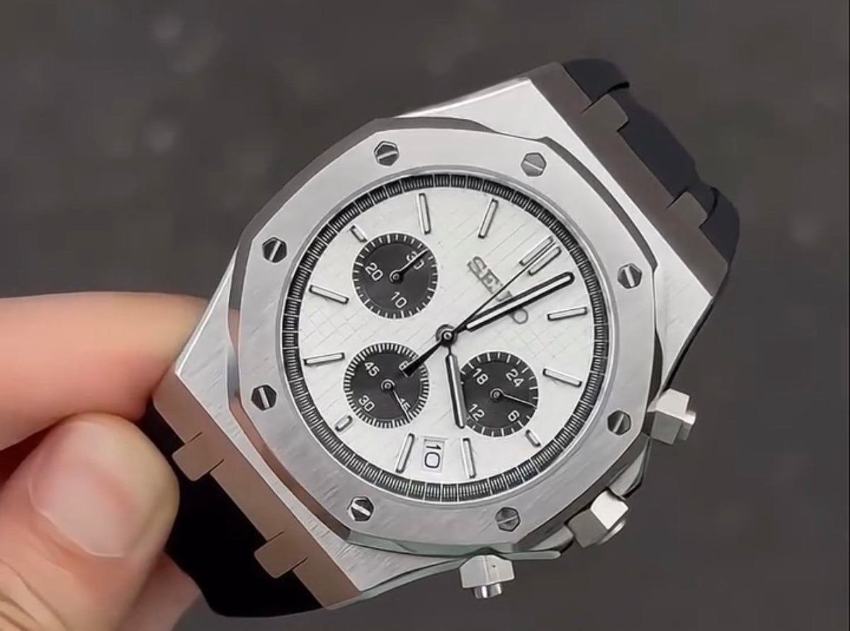 Seiko Royal Oak Chronograph ’Panda- FKM Rubber Strap’ 42