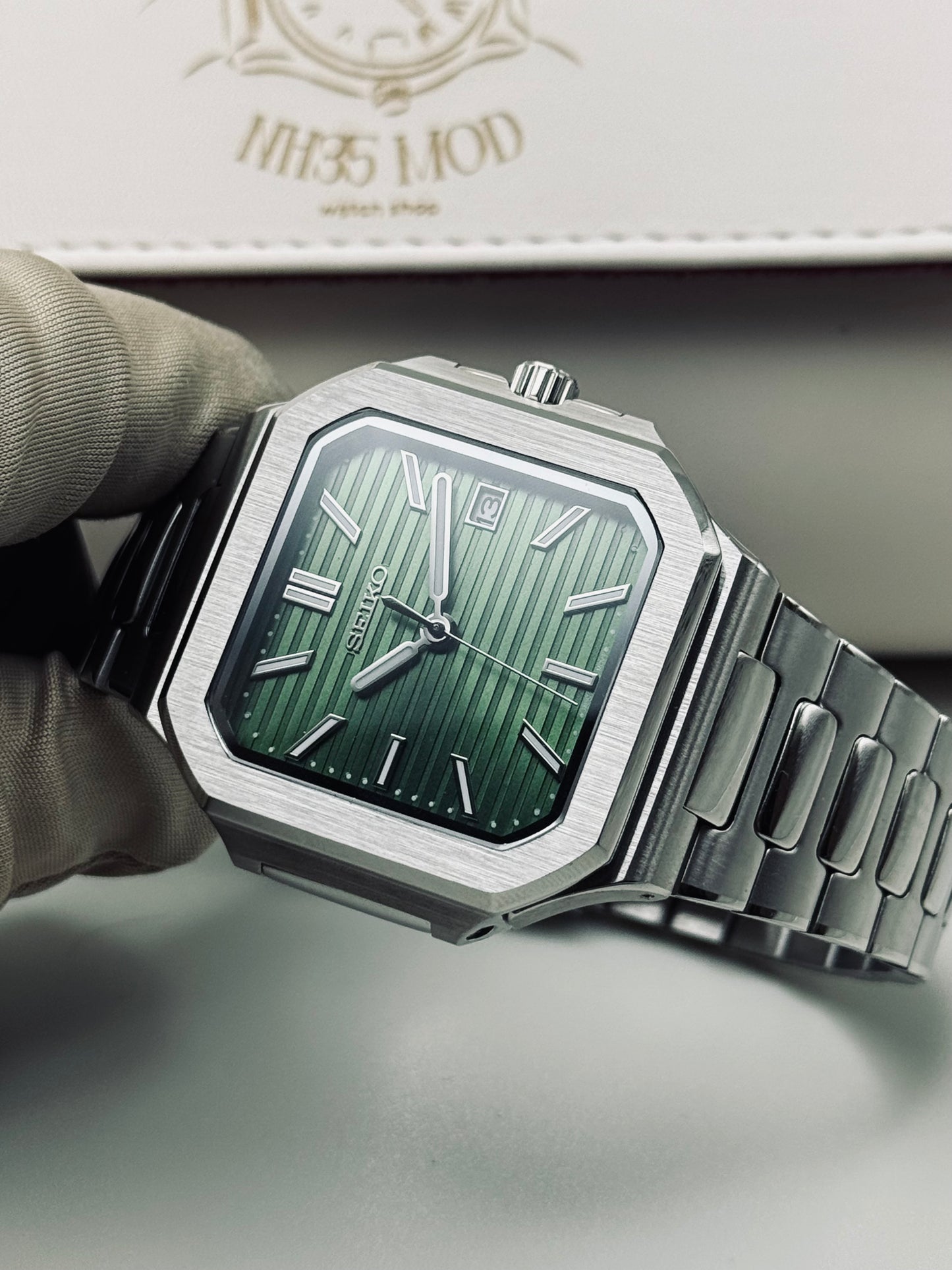 ‘Seikonaut Cubitus’ Mod Green Dial 42mm