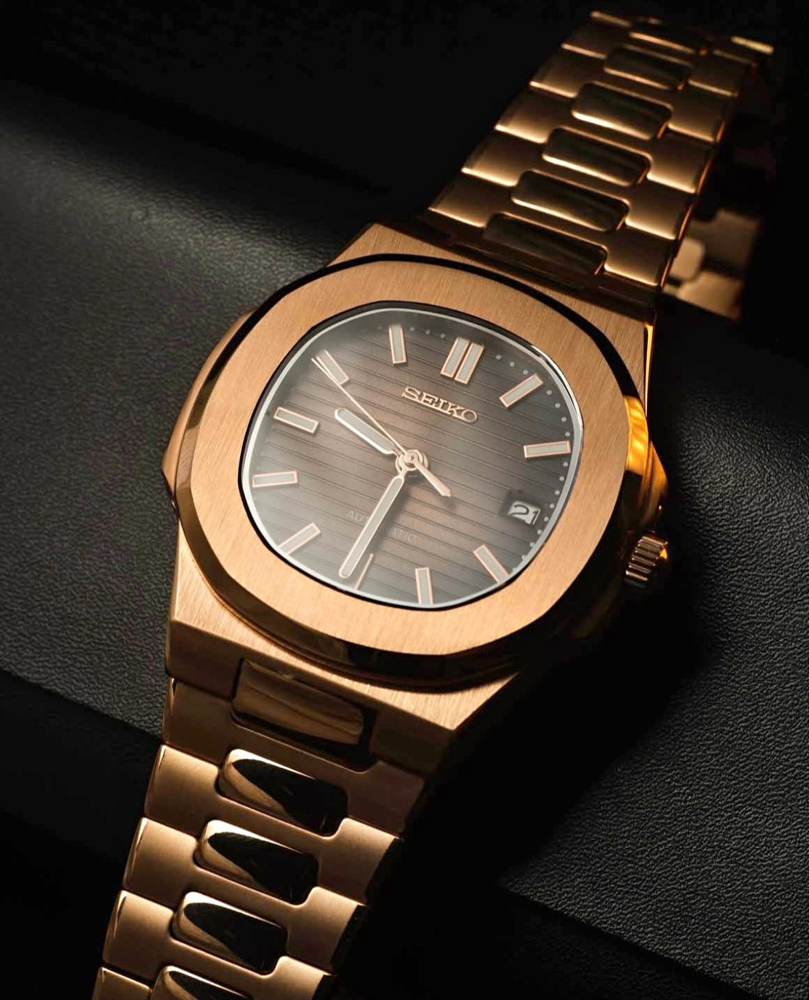 Seiko Nautilus Homage Watch – Chocolate Dial, Rose Gold, NH35