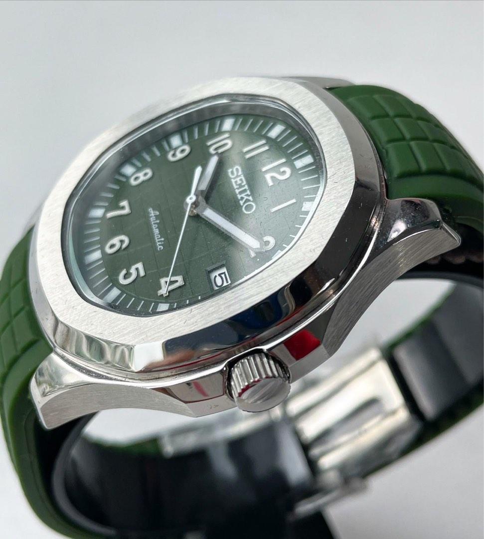 ‘Dark Green’ Seiko Aquanaut 40