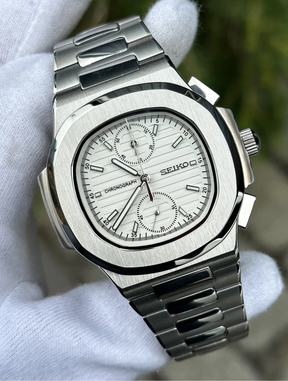 Seiko Nautilus White Chronograph Homage – VK64, 40mm | NH35 Mod