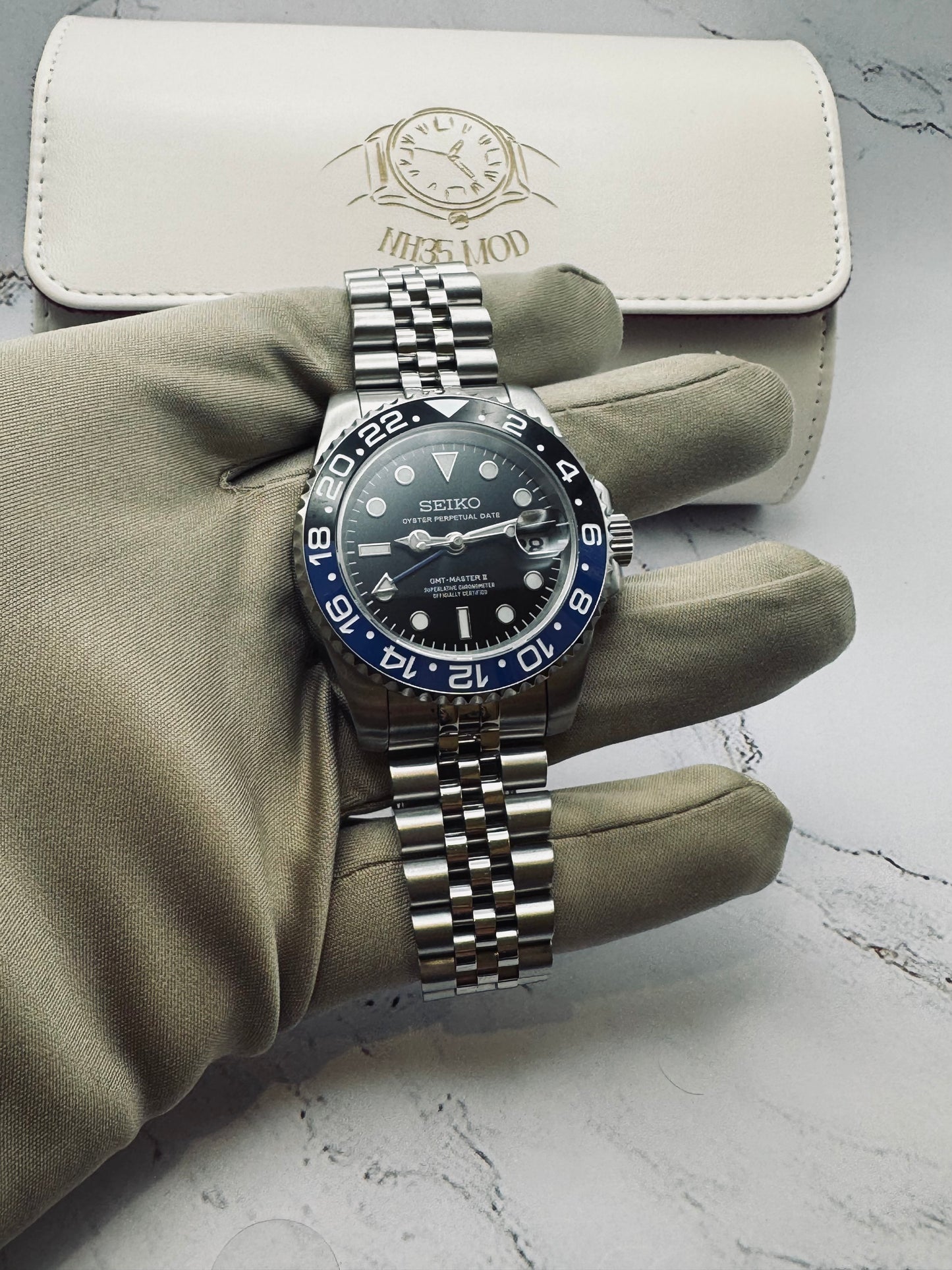 Batgirl Seiko GMT-Master II 40