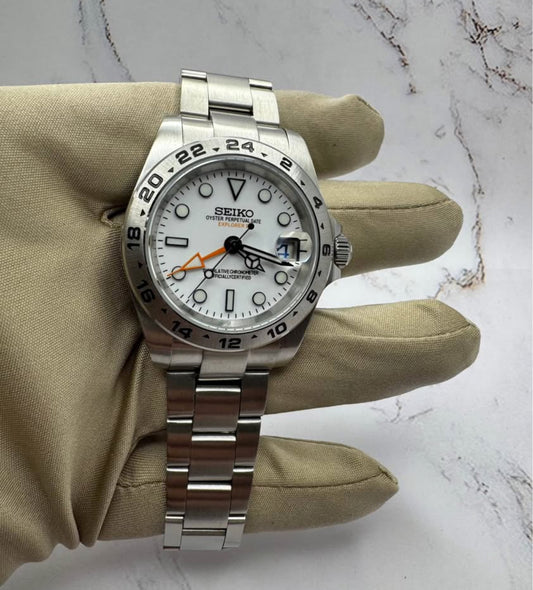 Seiko Explorer GMT White Dial