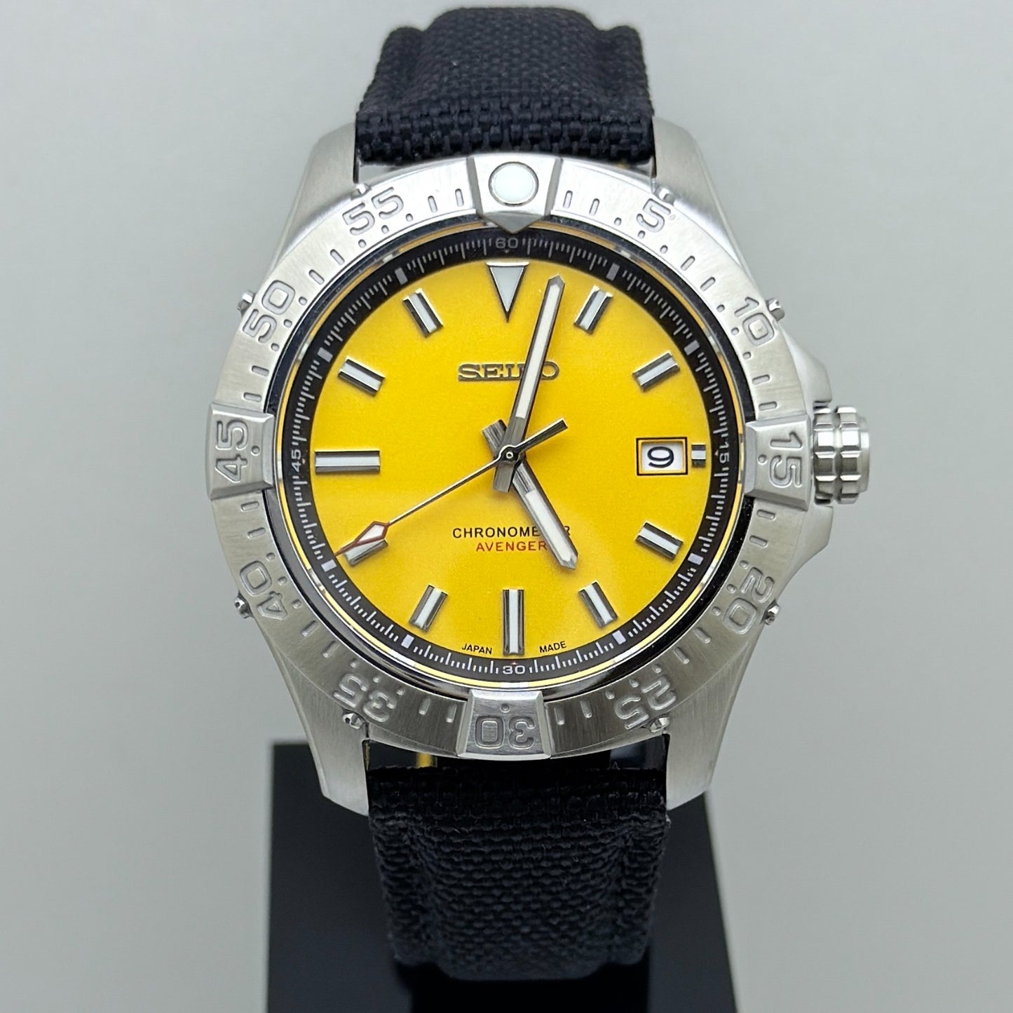 Seiko Avenger Mod ‘Yellow Dial’ 40mm