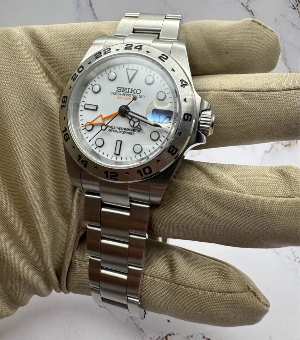 Seiko Explorer GMT White Dial