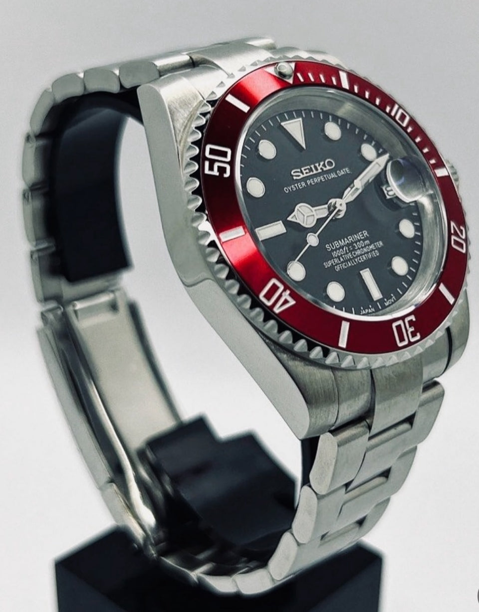 Seiko Submariner ‘Ruby Red Bezel’ Mod 40