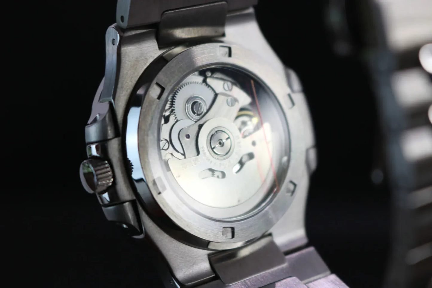 Seiko Nautilus Mod ‘Khaki Green Open-Heart Diamond Bezel’ 40