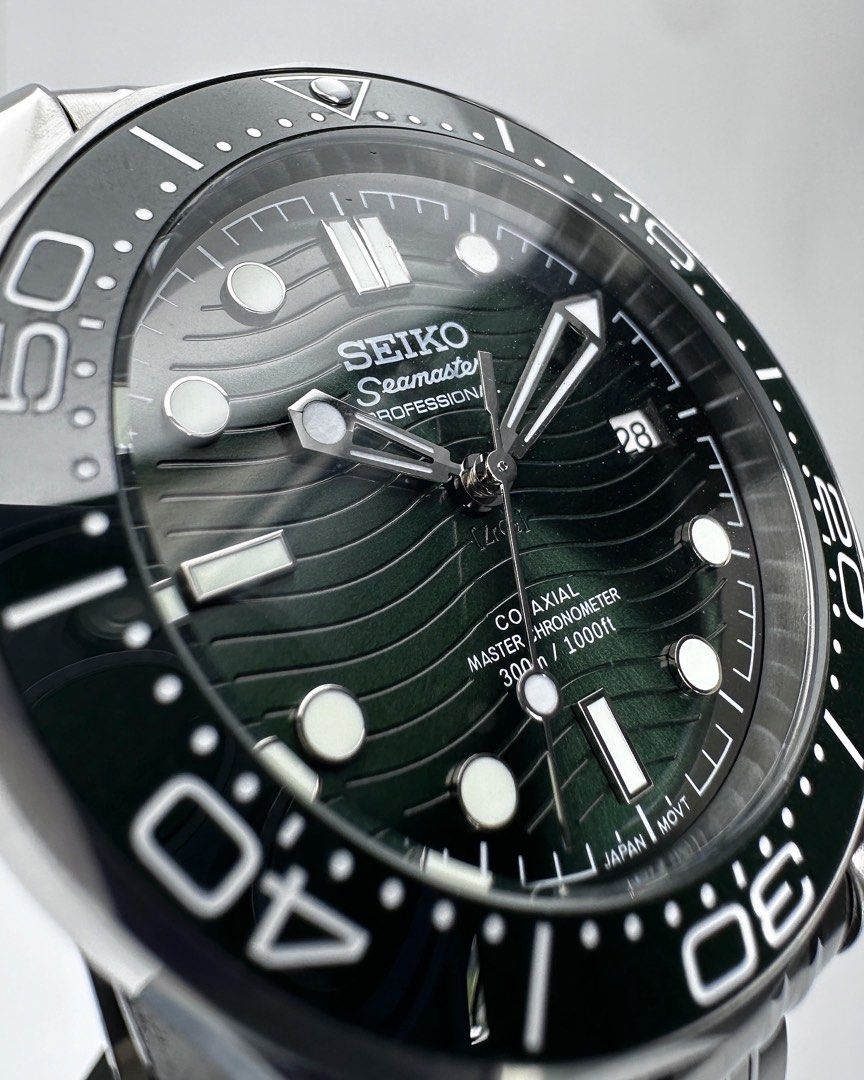 ‘Pine Green’ Seiko Seamaster Diver Mod 42