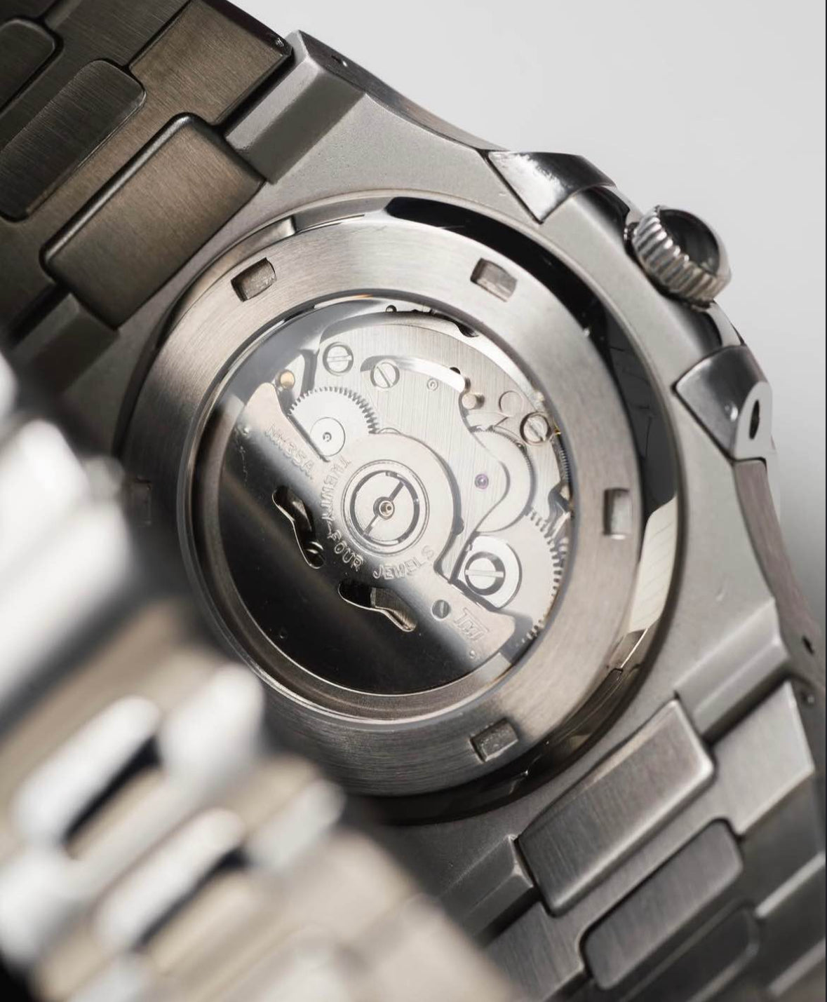 Seiko Nautilus Mod ‘White Dial’ 40mm