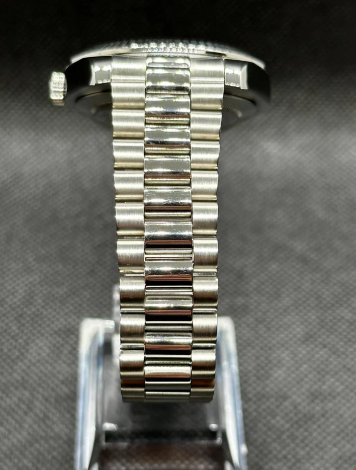 Seiko Day-Date Steel Blue Dial 39