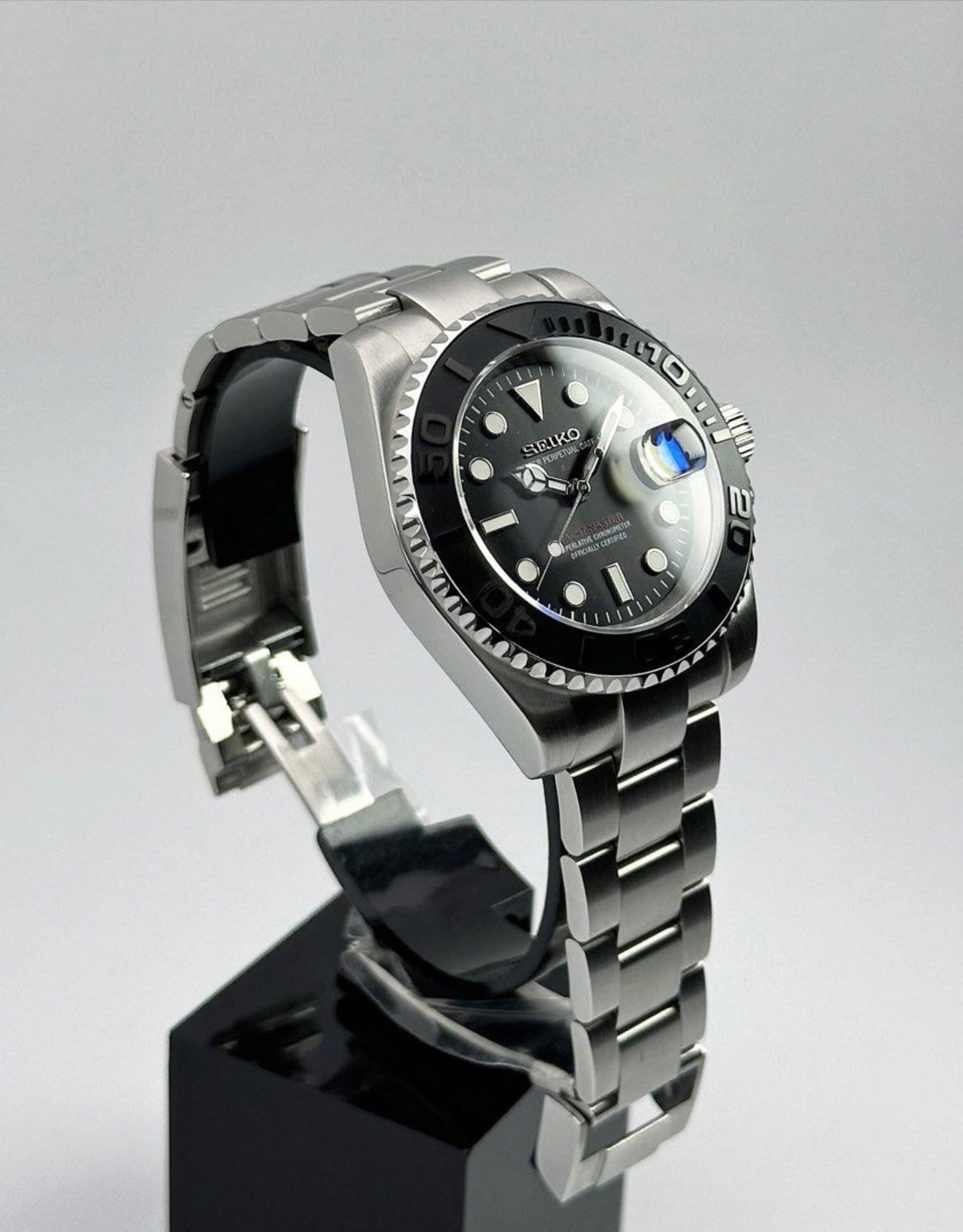 Seiko Steel Yachtmaster Black Dial& Bezel
