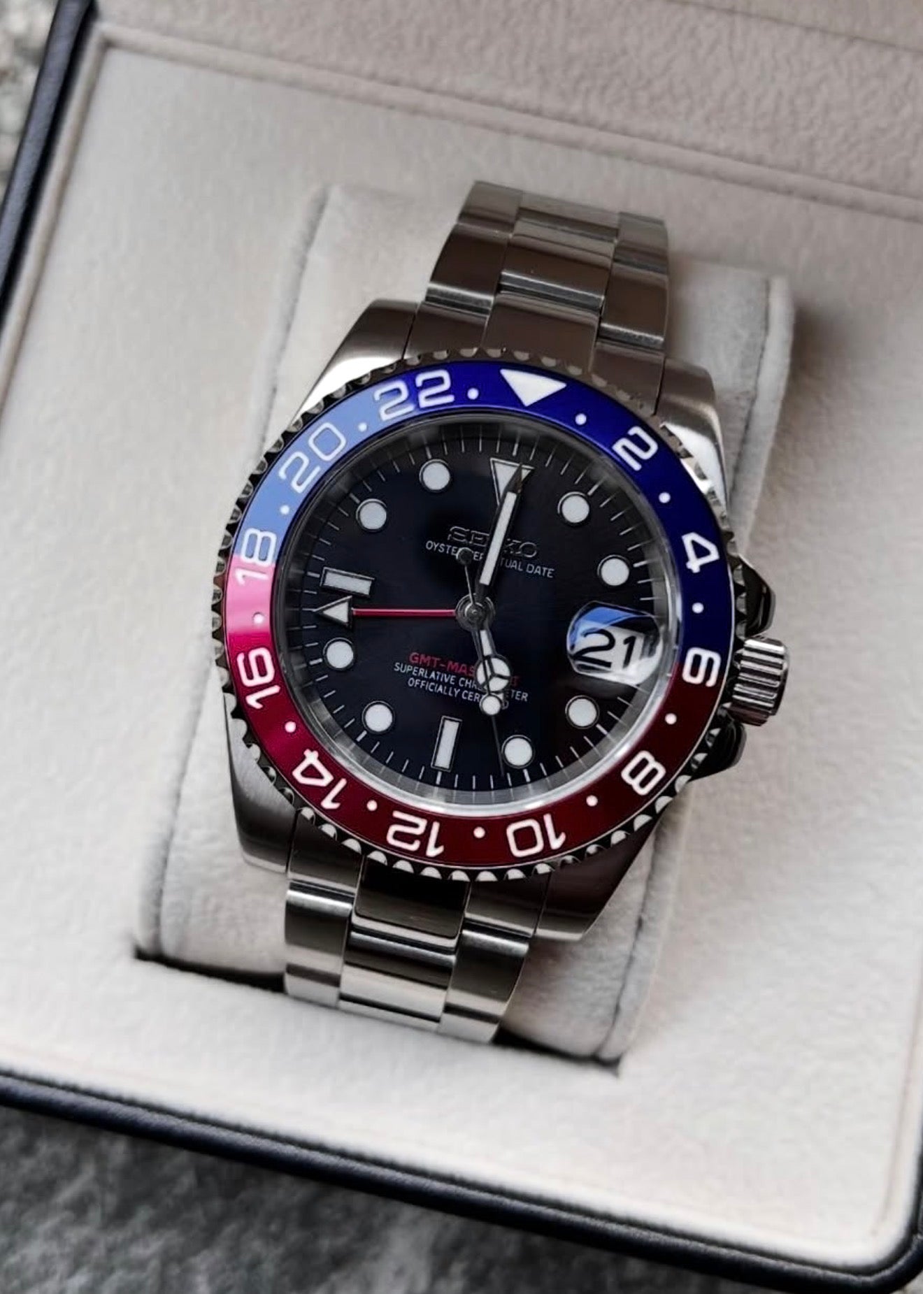 Seiko ‘Pepsi’ GMT- Master II (Oyster Bracelet)