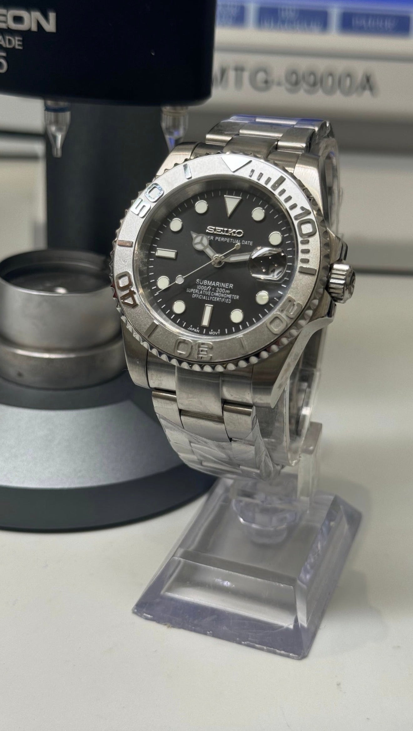 Seiko Submariner Mod ‘Silver Rhodium Bezel/Black Dial’ 40