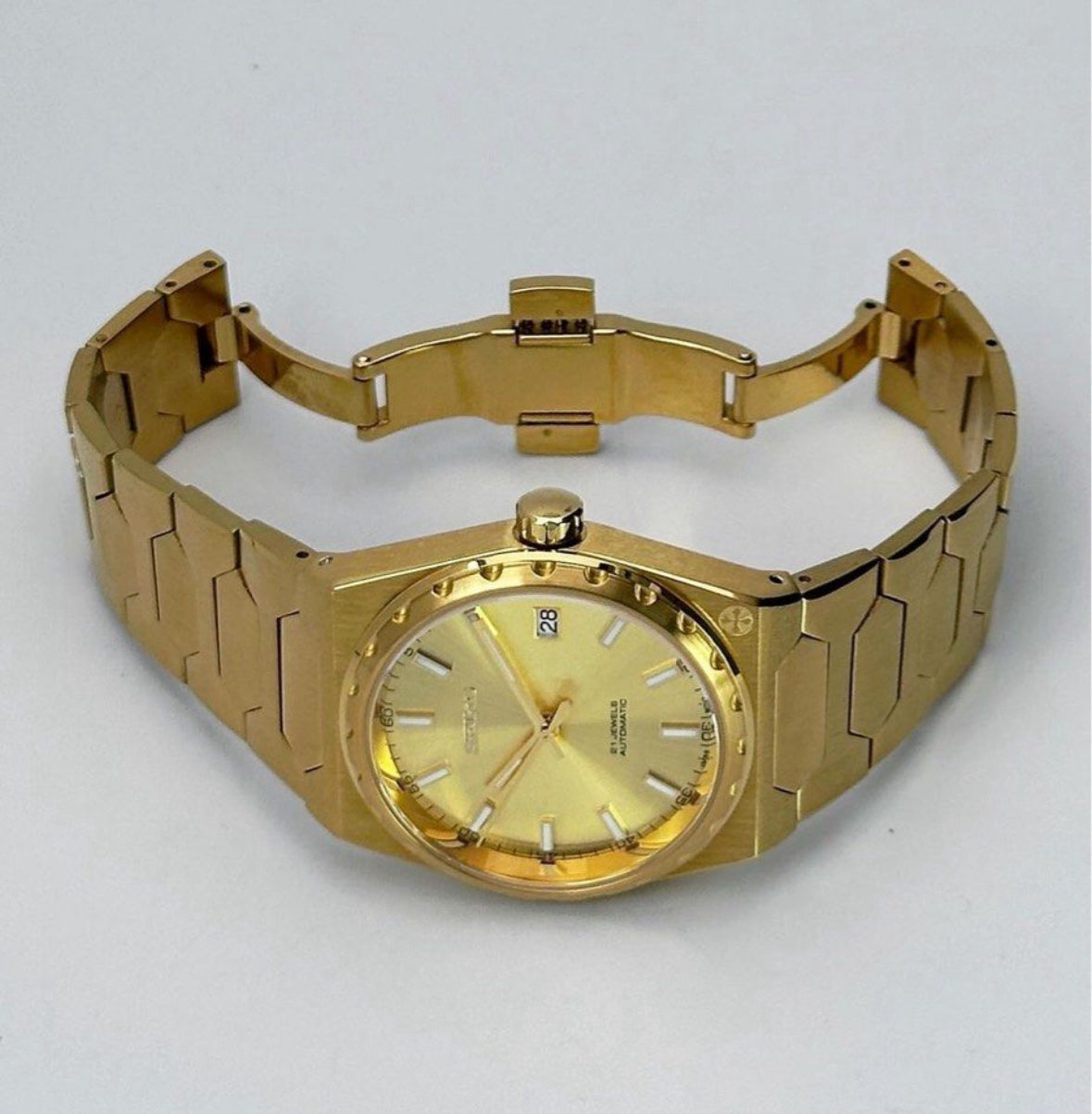 Limited Edition Seiko Mod ‘222’ Gold Face