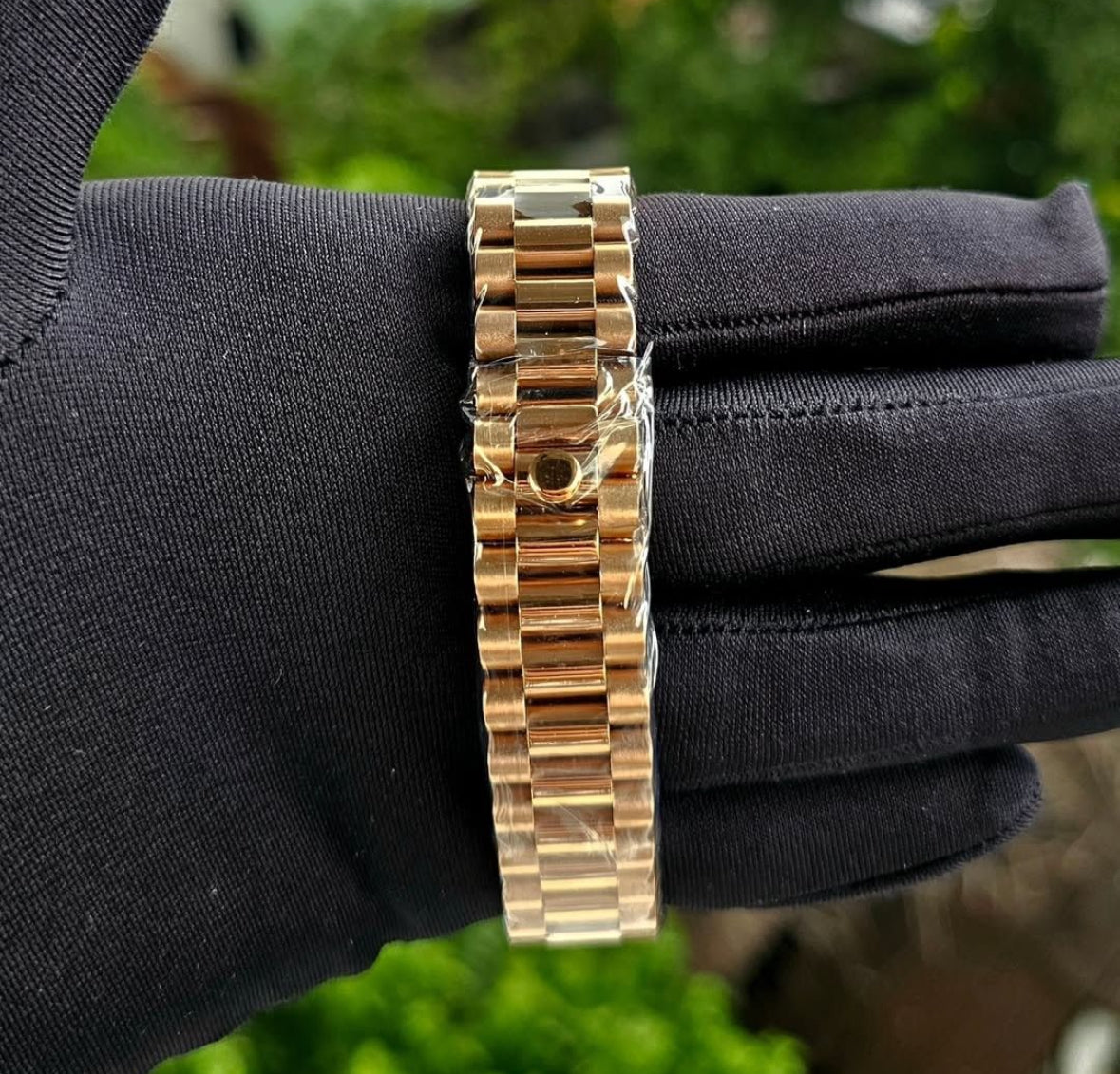 Seiko Sky- Dweller Mod ‘Rose Gold/ Azure Dial’ 41mm