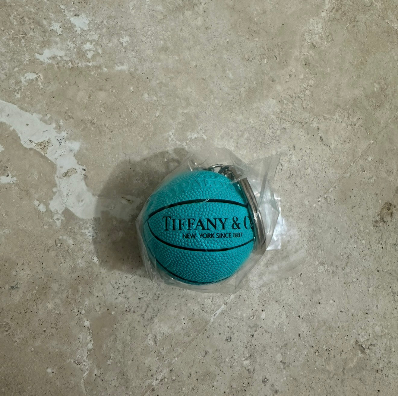 SPALDING ‘Tiffany’ Basketball Keychain