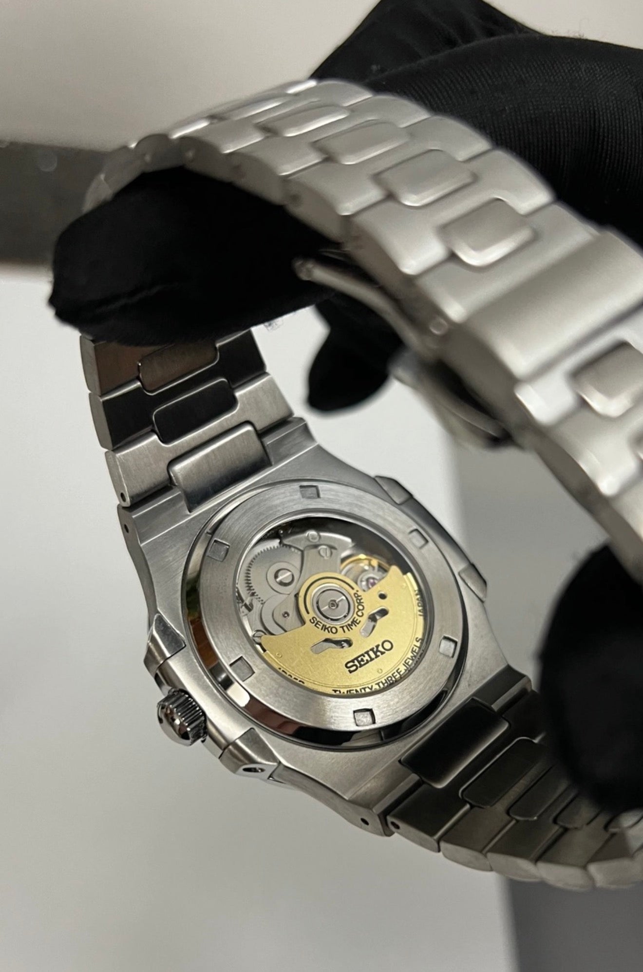 Seiko Nautilus Mod ‘Silver Steel Open Heart’ 40