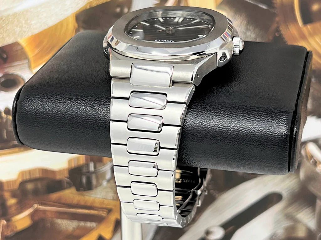 Seiko Nautilus ‘Steel Black Dial’ 40