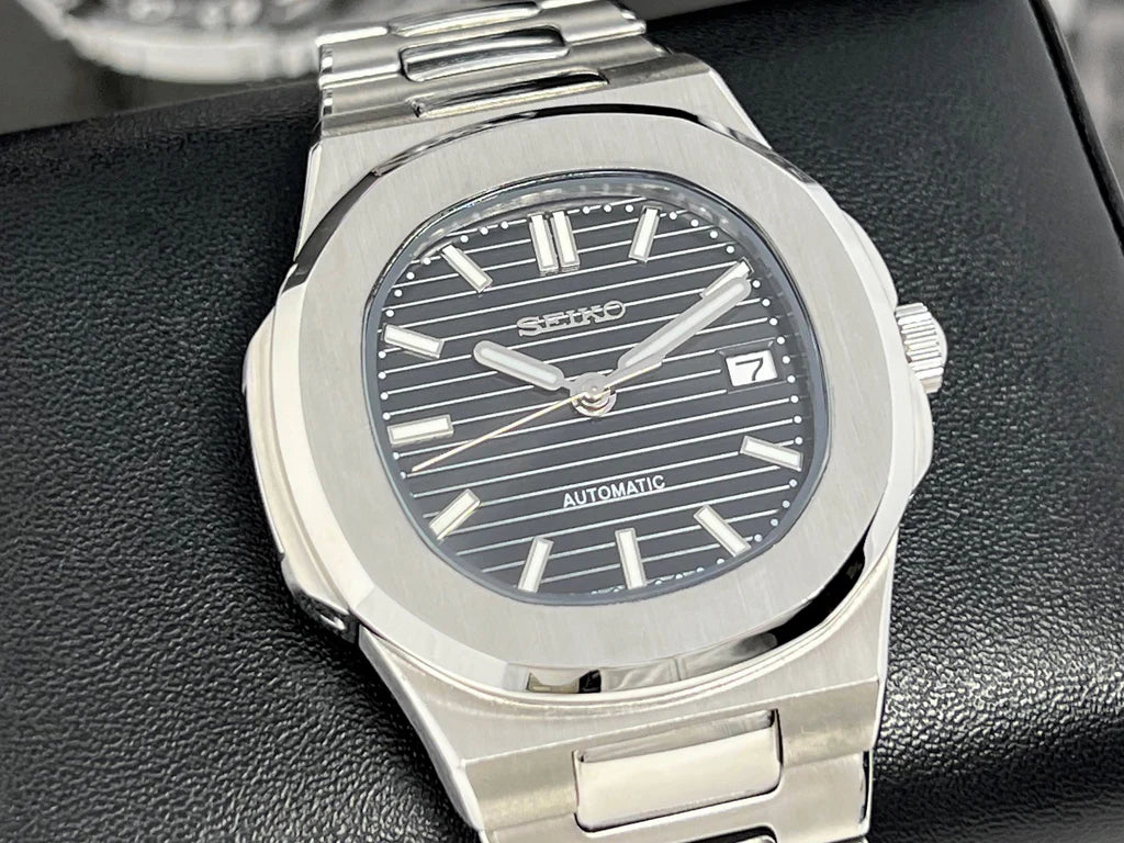 Seiko Nautilus ‘Steel Black Dial’ 40