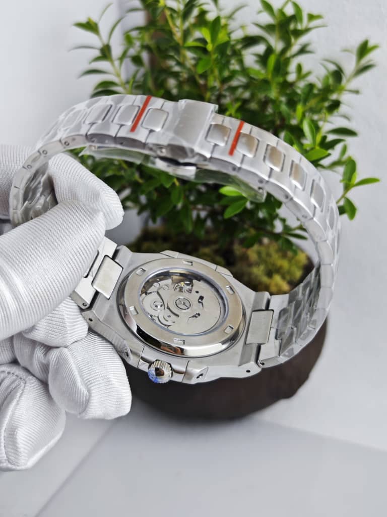 Seiko Nautilus ‘Steel Black Dial’ 40