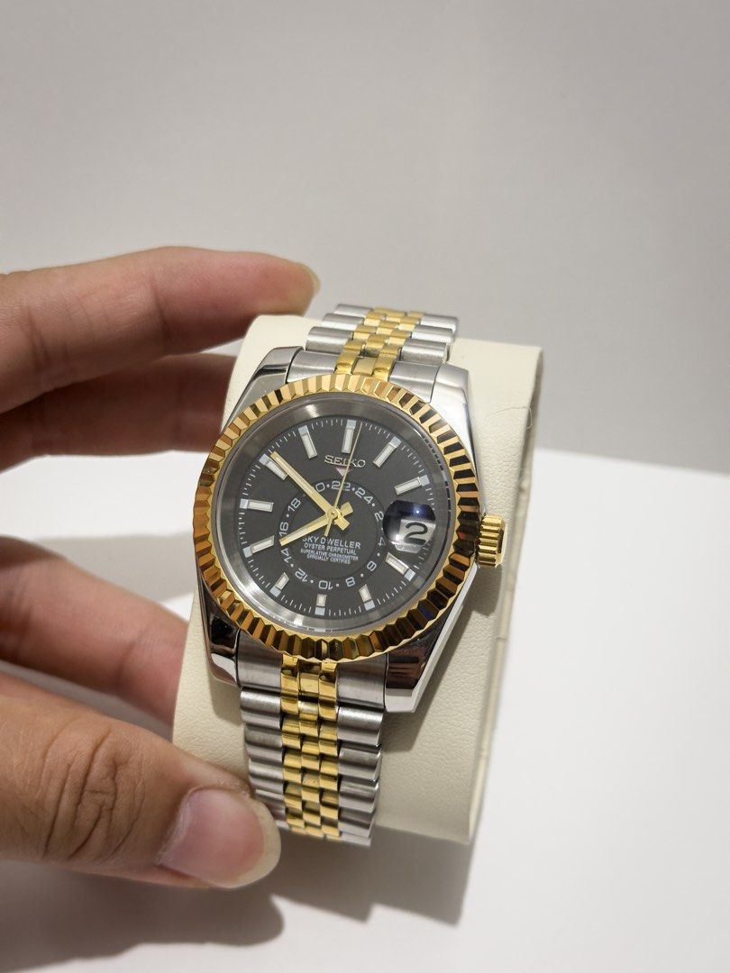 Seiko Sky- Dweller Mod ‘Gold Two-tone/ Black Dial’ 40 (Jubilee)