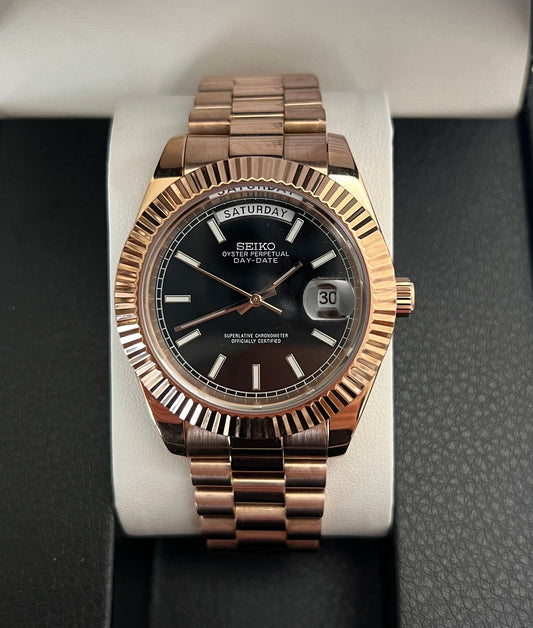 Seiko Day-date Mod ‘Rose Gold Black Dial‘ 36/39