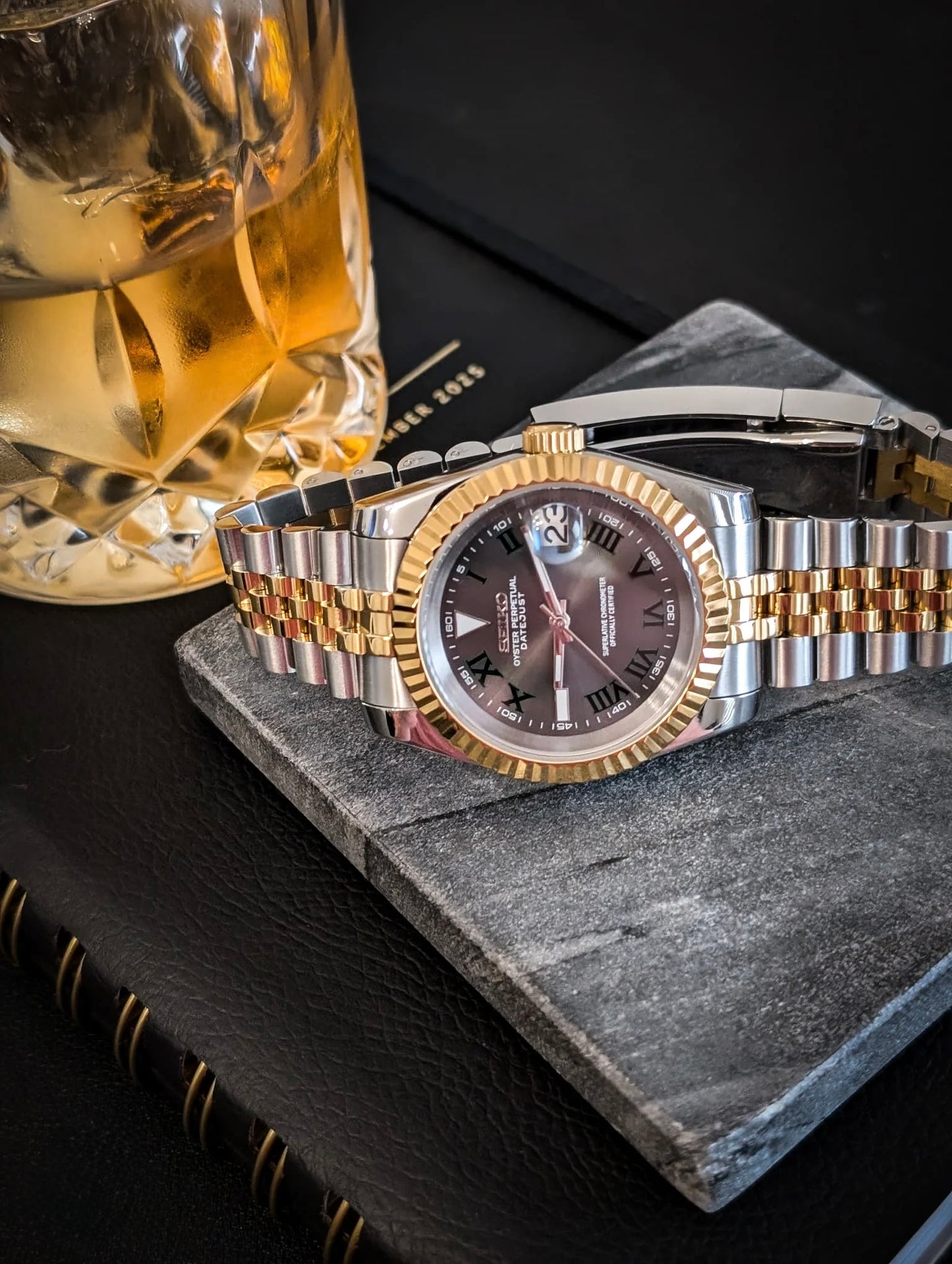 Seiko Date-just mod Gold two-tone ‘Wimbledon’ 36/39