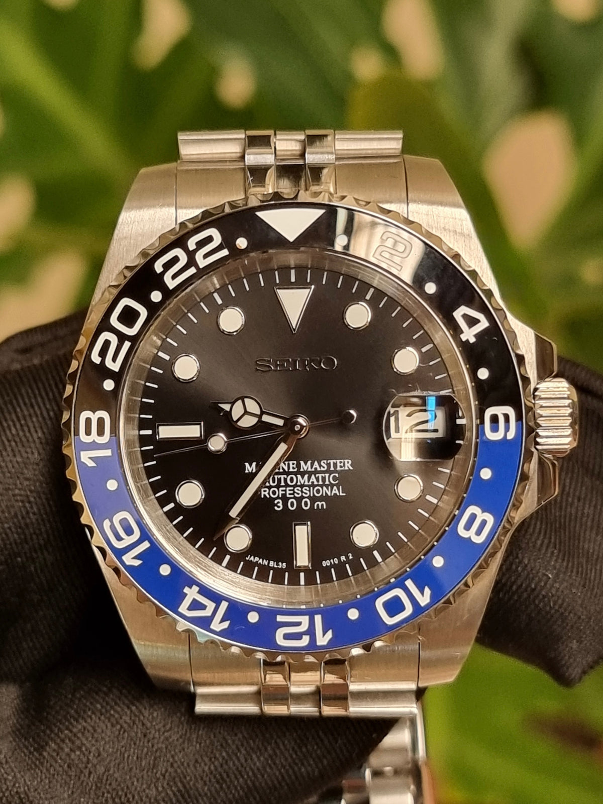 Seiko Marine Master Mod ‘Batman’ 40