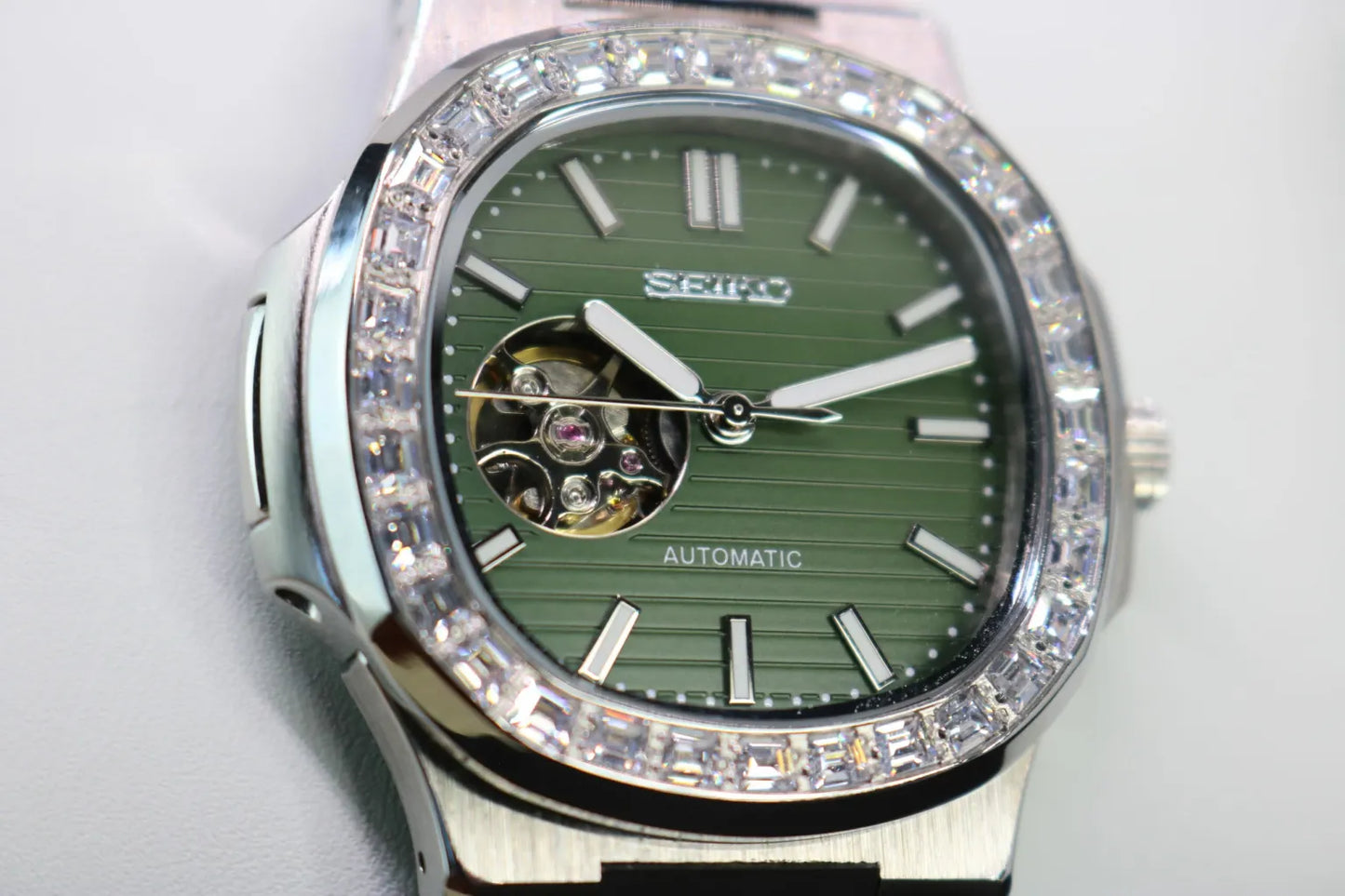 Seiko Nautilus Mod ‘Khaki Green Open-Heart Diamond Bezel’ 40