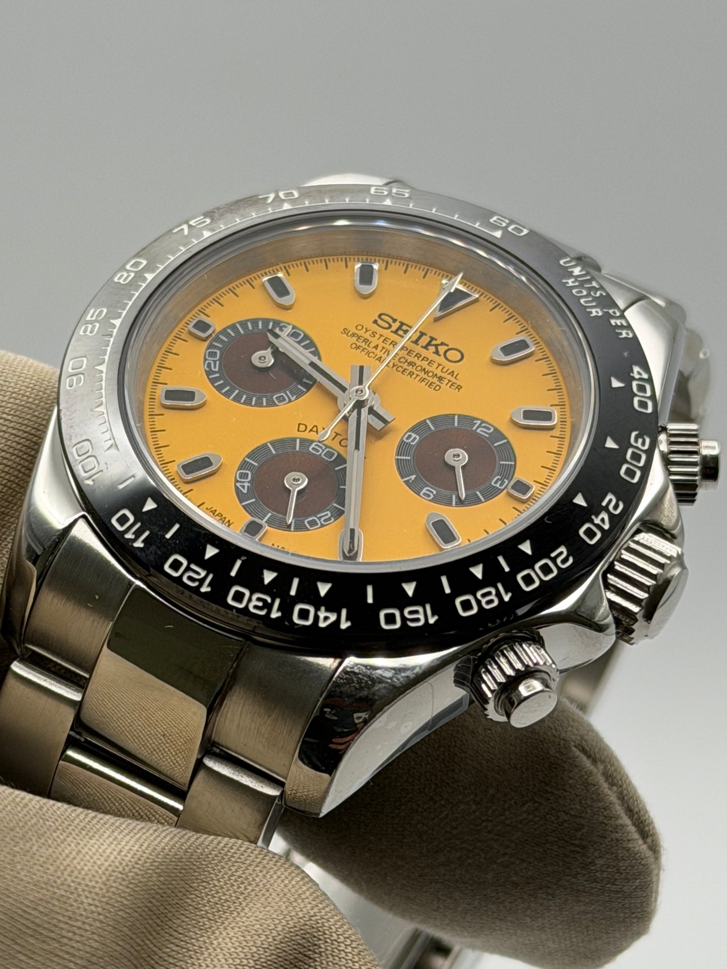 Seiko Daytona Mod Special Edition ‘Yellow Dial/ Brown Subdial’ 40