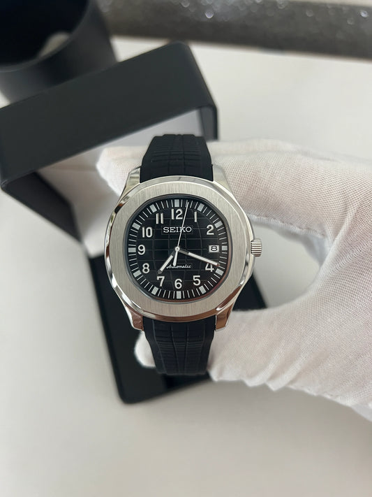 Seiko Aquanaut Mod ‘Steel/Black Dial’ 40