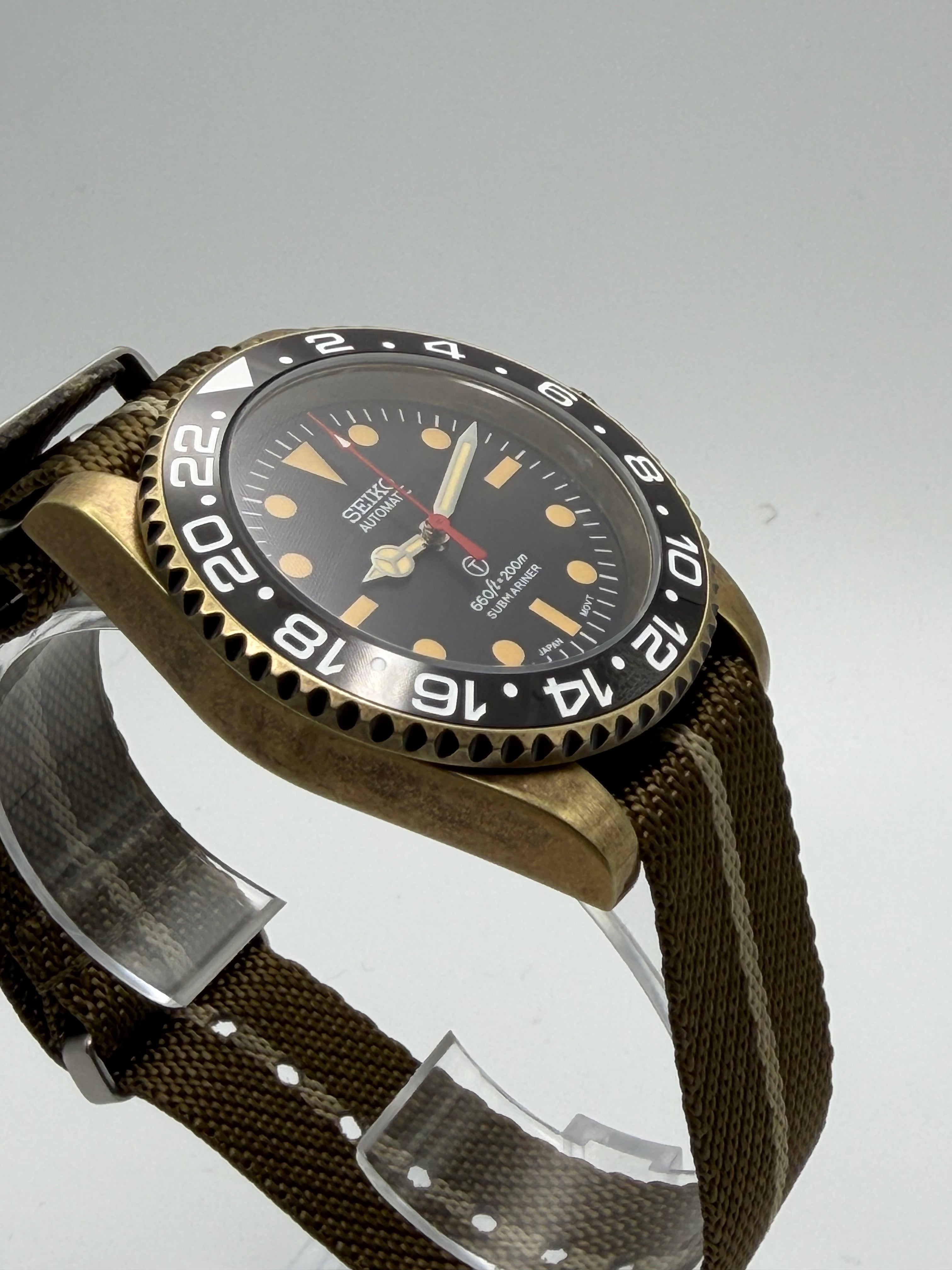 Seiko Vintage Submariner Mod 'Bronze Case' 40mm – NH35 Mod Watch Shop