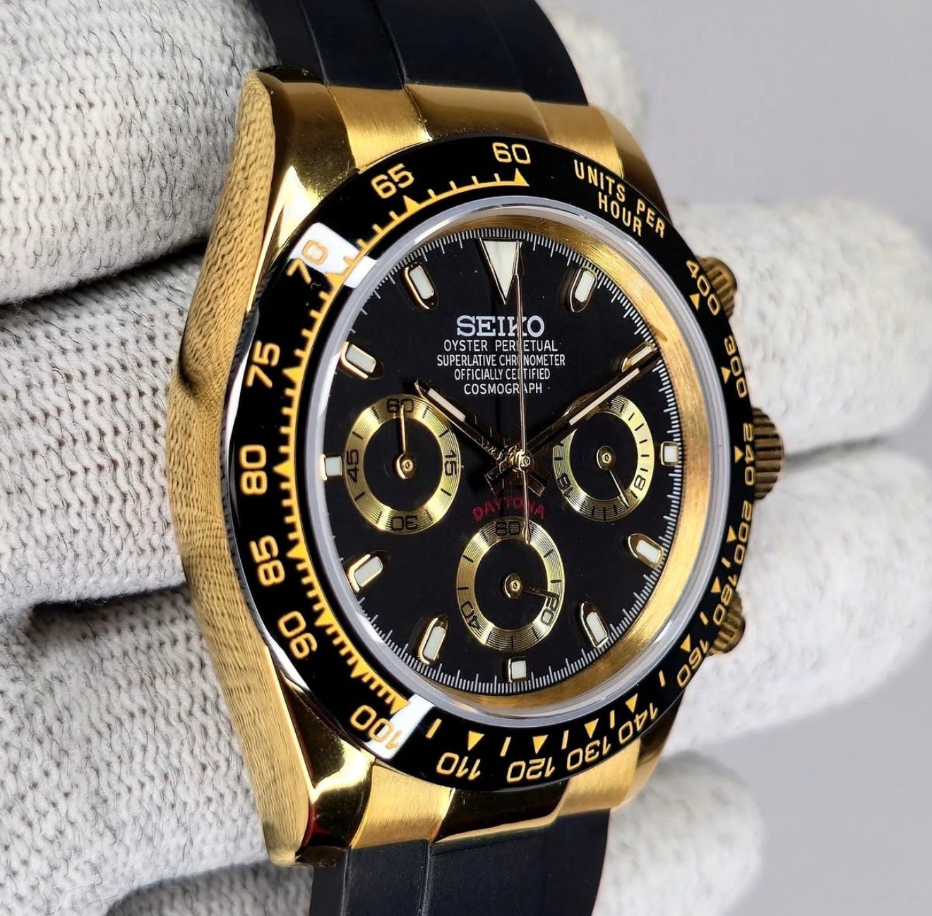 Seiko Daytona Mod Oyster-flex ‘Gold Black Dial’ 40