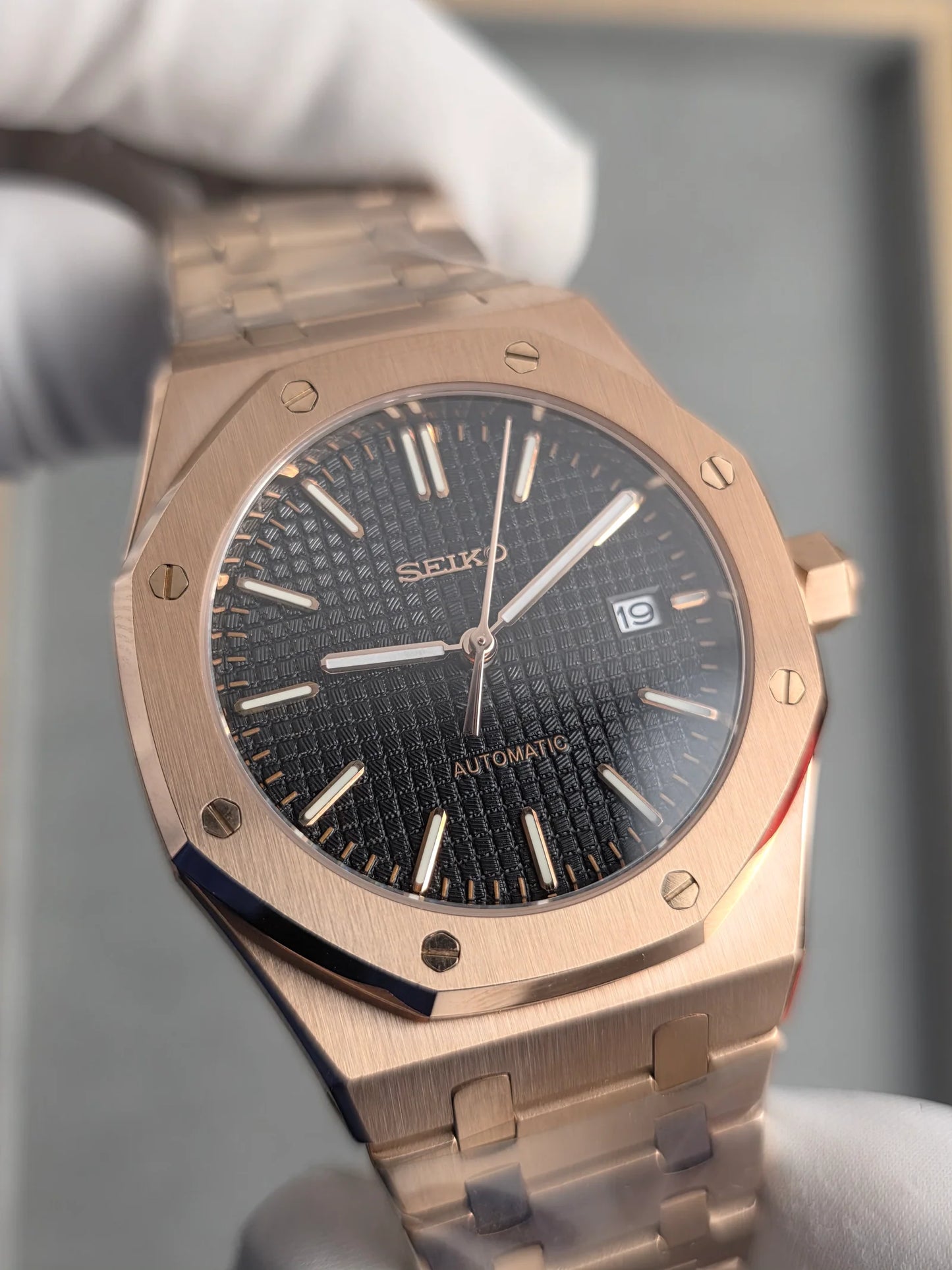 Seiko Royal Oak Mod ‘Rose Gold Black Dial’ 41