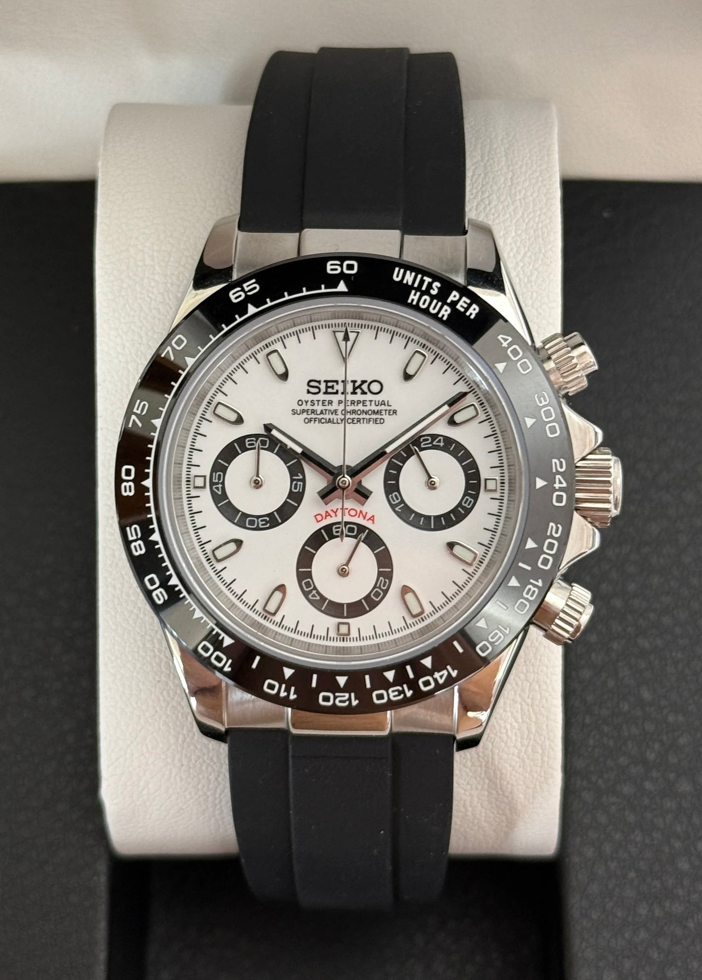 Seiko Daytona Mod ‘Panda Oyster-flex’ 40
