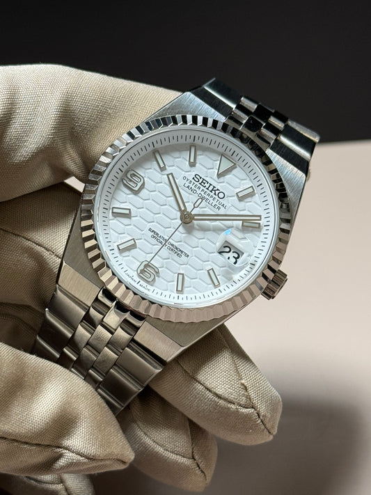 Seiko ‘Land- Dweller’ White Honeycomb Dial Mod 36/40