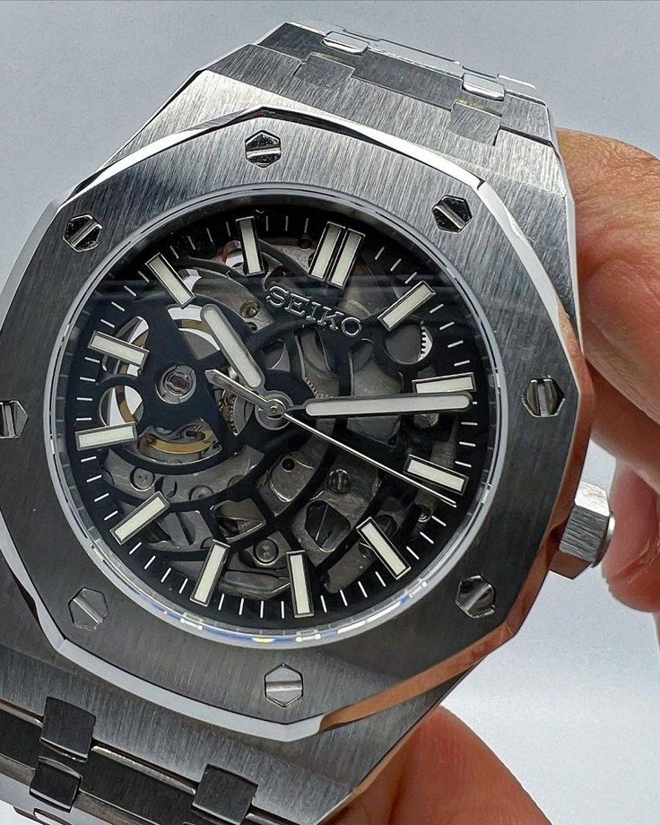 Seiko Royal Oak Mod ‘Steel Skeleton’ 41 (NH70)